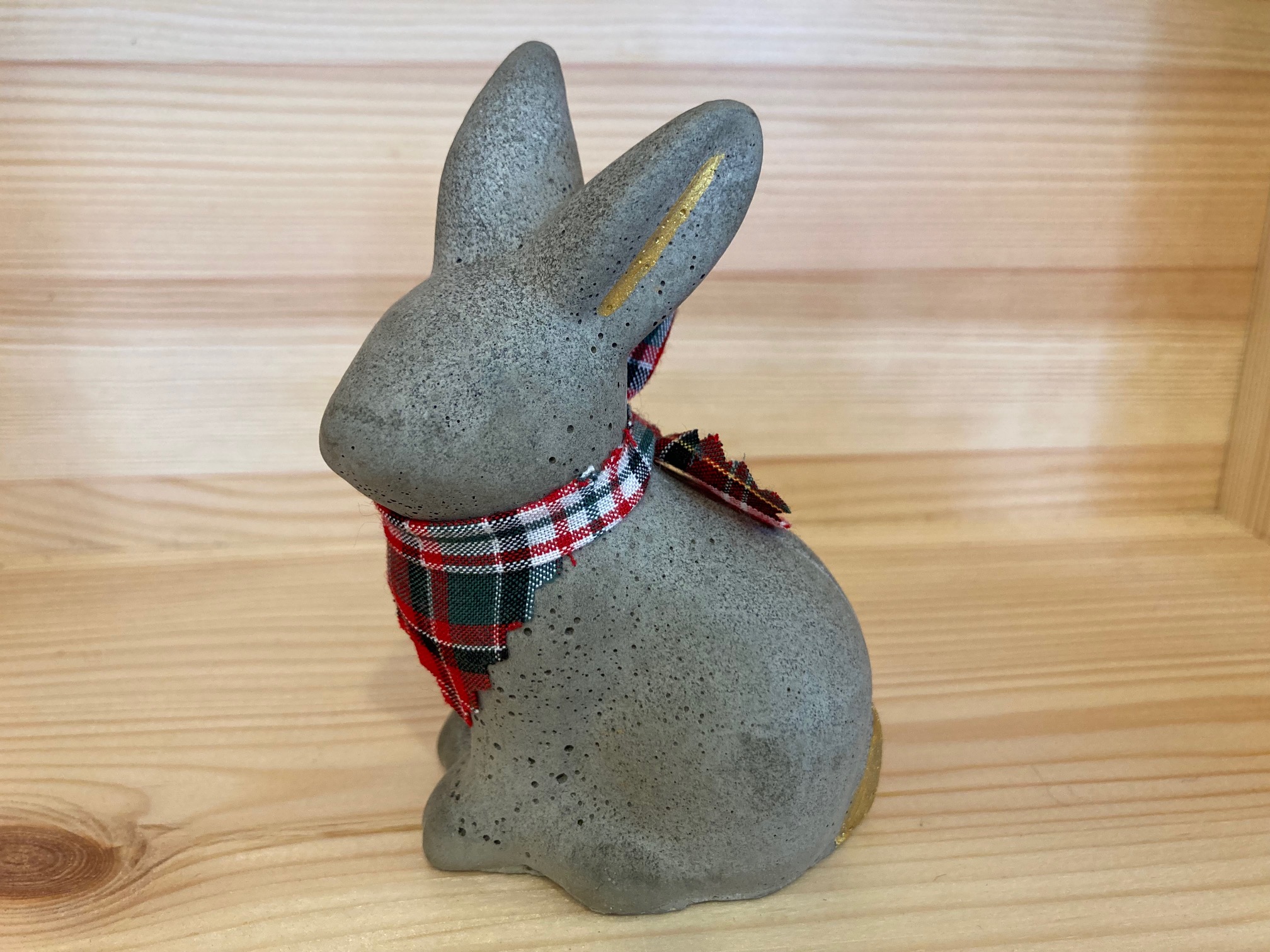 hase aus Beton